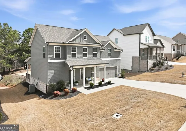 Photo 3 of Sale Pending at 2673 Limestone Crk Dr, Gainesville, GA 30501 | MLS# 10706402 | Listing updated on 2026-09-14
