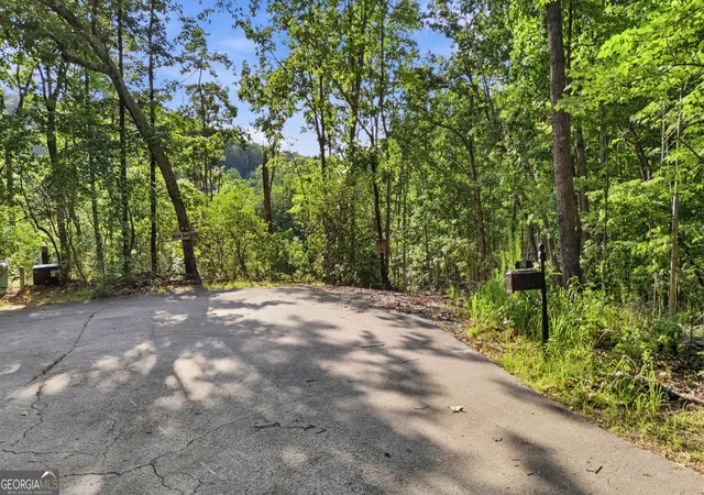 2nd image of 52 Timberlake Ct, Toccoa, GA 30577 | MLS# 10793587