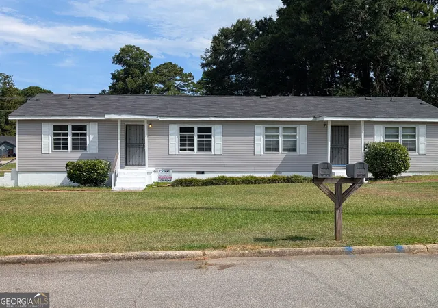 1st image of 913 Arizona St, Lagrange, GA 30241 | MLS# 10828071