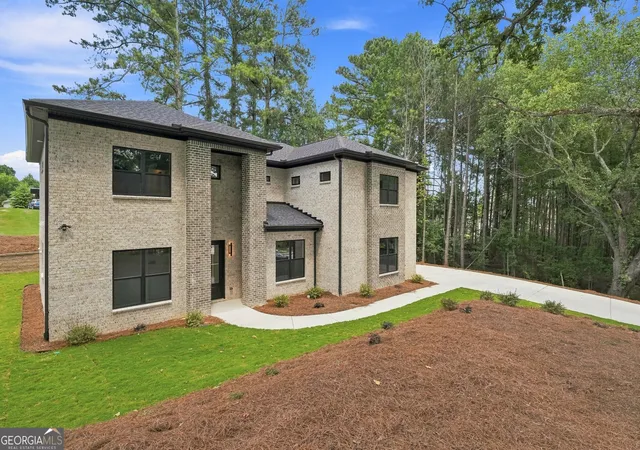 Photo 3 of Single family home for sale at 922 Artistry Way, Fairburn, GA 30213 | MLS# 10830269 | Listing updated on 2026-09-12