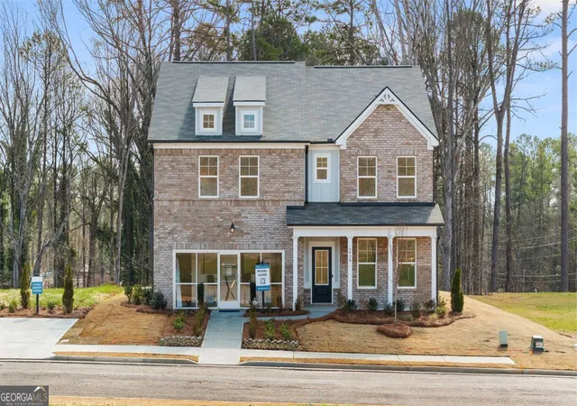 2nd image of 219 Whispering Pines Ave, Newborn, GA 30056 | MLS# 10508378