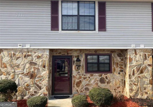 1st image of 2510 Hidden Cove Ct, Gainesville, GA 30501 | MLS# 10814488