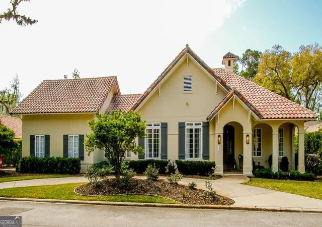 2nd image of 120 Governors Cir, St. Simons, GA 31522 | MLS# 10725715