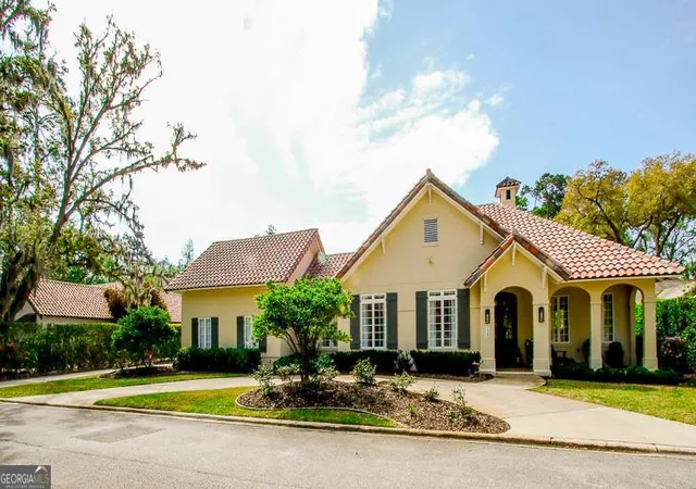 3rd image of 120 Governors Cir, St. Simons, GA 31522 | MLS# 10725715