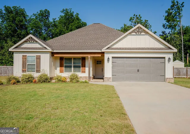 1st image of 406 New Hope Dr, Perry, GA 31069 | MLS# 10808750