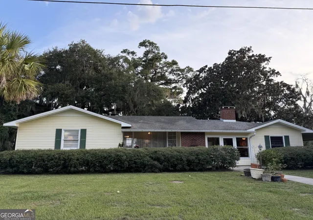 Photo 2 of Single family home for sale at 809 Fort King George Dr, Darien, GA 31305 | MLS# 10830051 | Listing updated on 2026-09-03