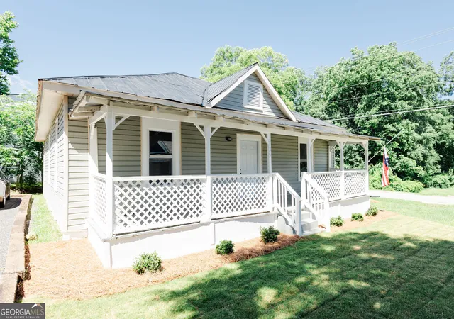 2nd image of 732 Williams St, Griffin, GA 30223 | MLS# 10819281