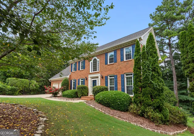Photo 3 of Sale Pending at 9305 Mackinac Dr, Johns Creek, GA 30022 | MLS# 10829167 | Listing updated on 2026-09-25