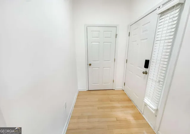 Photo 4 of Townhouse for sale at 4001 Woodland Ln, Alpharetta, GA 30009 | MLS# 10789166 | Listing updated on 2026-08-13