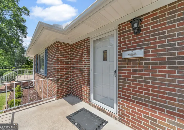 5th image of 128 Smith St, Hartwell, GA 30643 | MLS# 10780366