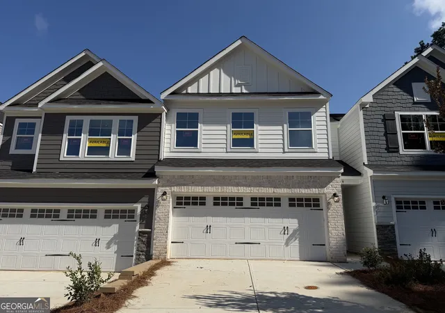 Photo 1 of Townhouse for sale at 2 Trace Blf, Dawsonville, GA 30534 | MLS# 10765729 | Listing updated on 2026-09-11