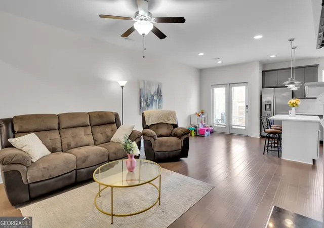 4th image of 1880 Plainsboro Dr, Lithonia, GA 30058 | MLS# 10730864