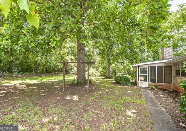 4th image of 1318 E Lake Rd, Mcdonough, GA 30252 | MLS# 10808507