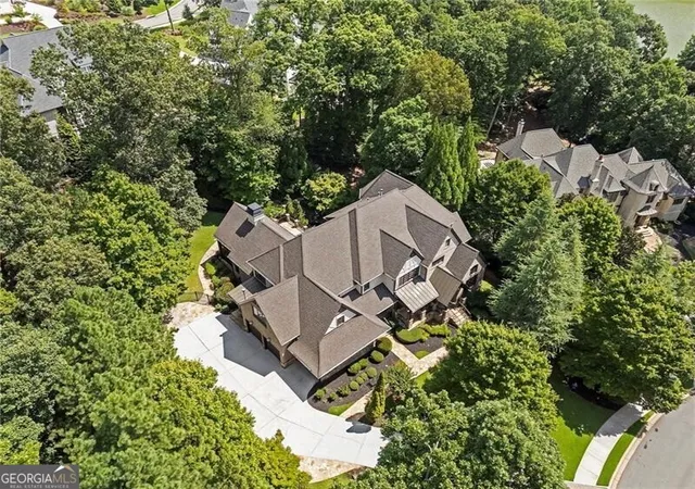 2nd image of 989 Middle Fork Trl, Suwanee, GA 30024 | MLS# 10793750