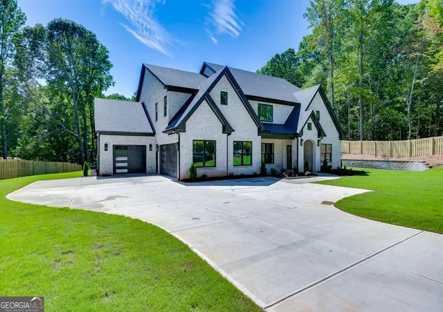 Photo 3 of Single family home for sale at 5222 L J Martin Dr, Gainesville, GA 30507 | MLS# 10834262 | Listing updated on 2026-09-10