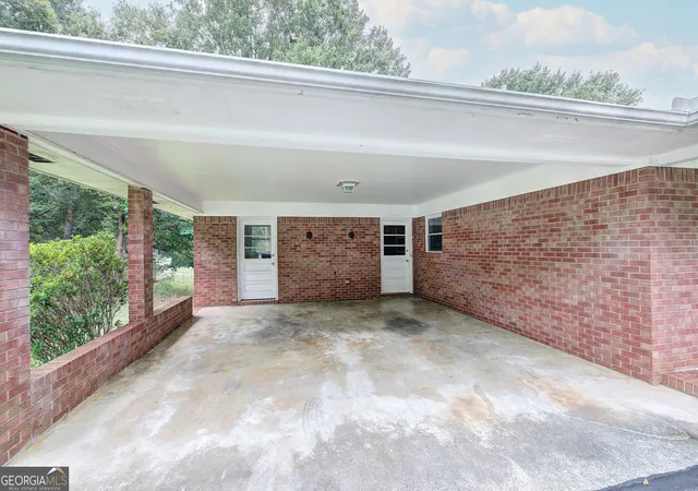 Photo 3 of Sale Pending at 18 Jones Ml Pl, Cartersville, GA 30120 | MLS# 10817430 | Listing updated on 2026-08-20