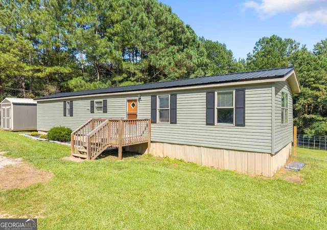 3rd image of 247 Hwy 323, Maysville, GA 30558 | MLS# 10828457