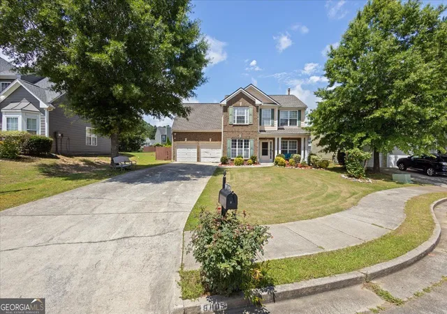 2nd image of 8405 Somerton Cir, Douglasville, GA 30134 | MLS# 10791374
