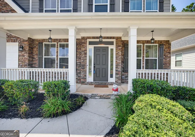Photo 2 of Single family home for sale at 158 Lilyfield Ln, Acworth, GA 30101 | MLS# 10835902 | Listing updated on 2026-09-11