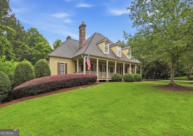 Homes for sale in Alpharetta, GA | 900 Treyburn Run, Alpharetta, GA 30004 | MLS# 10775968