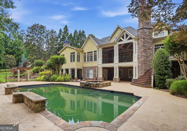 image of 900 Treyburn Run, Alpharetta, GA 30004 | MLS# 10775968