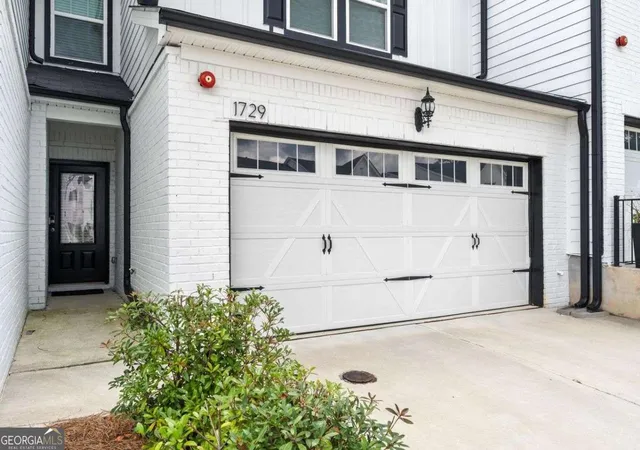 Photo 3 of Townhouse for sale at 1729 Hyssop Blvd, Mableton, GA 30126 | MLS# 10711333 | Listing updated on 2026-09-07