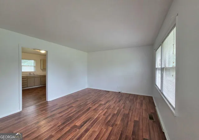 4th image of 104 Delaware Ave, Warner Robins, GA 31093 | MLS# 10778663