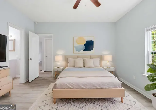 4th image of 820 Magna Carta Dr Nw, Atlanta, GA 30318 | MLS# 10776187
