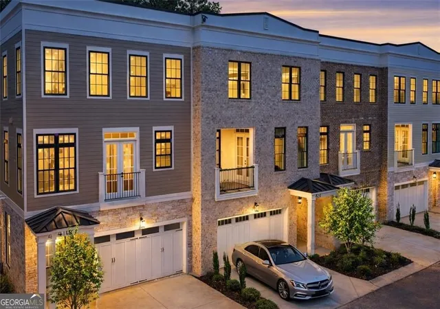 3rd image of 531 S Main St #120, Alpharetta, GA 30009 | MLS# 10818112