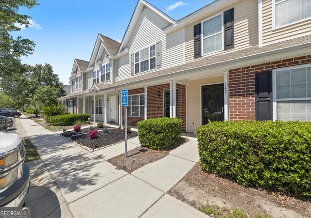 Photo 3 of Townhouse for sale at 144 Sonata Cir, Pooler, GA 31322 | MLS# 10806858 | Listing updated on 2026-09-07