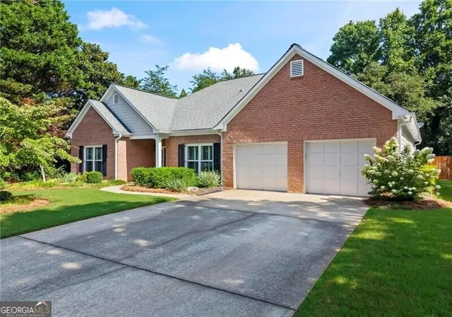 Photo 3 of Single family home for sale at 2674 Thornberry Pl, Marietta, GA 30066 | MLS# 10809097 | Listing updated on 2026-08-30