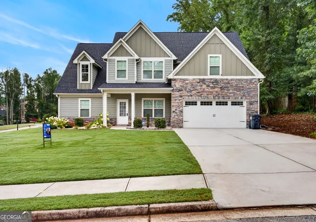 1st image of 328 Smallwood Ln, Douglasville, GA 30134 | MLS# 10683609