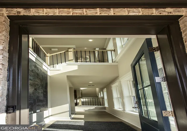 2nd image of 117 Bridgecrest Rd #24, Roswell, GA 30075 | MLS# 10646261