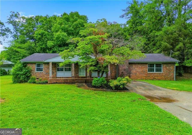 Photo 1 of Sale Pending at 138 Parker Rd, Jasper, GA 30143 | MLS# 10782264 | Listing updated on 2026-08-27