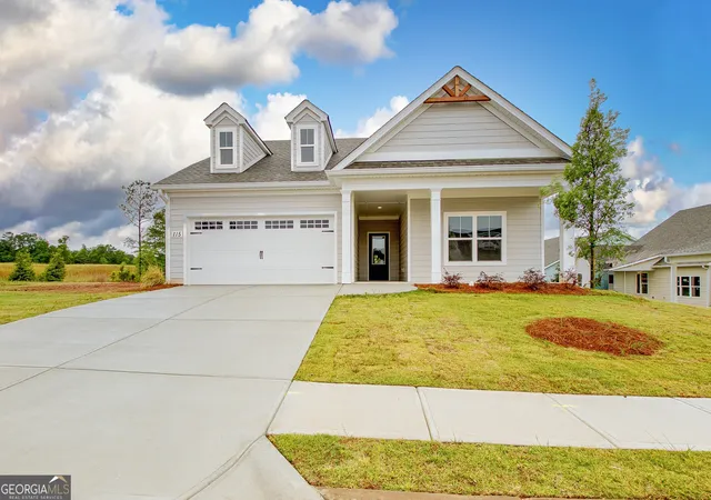 Homes for sale in Senoia, GA | 115 Redhaven Dr, Senoia, GA 30276 | MLS# 10756875