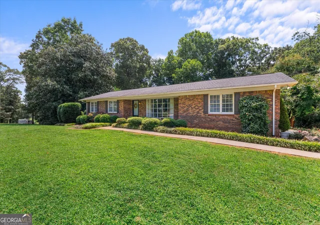 Photo 3 of Single family home for sale at 120 County Road 611, Ranburne, AL 36273 | MLS# 10821992 | Listing updated on 2026-09-27
