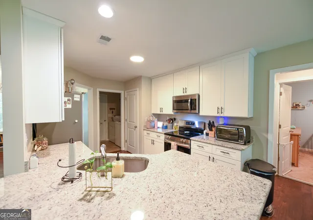 3rd image of 4668 Gordon Rd, Senoia, GA 30276 | MLS# 10808604