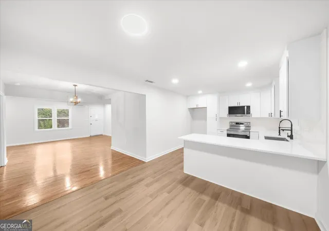 Photo 4 of Single family home for sale at 1688 Hadlock St Sw, Atlanta, GA 30311 | MLS# 10801935 | Listing updated on 2026-08-23