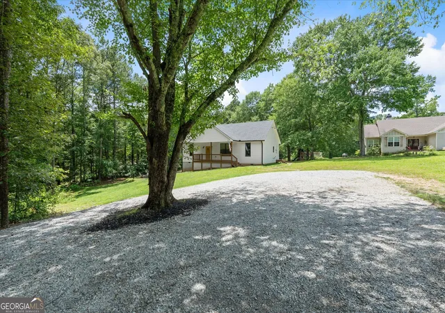3rd image of 498 N Raburn Rd, Bremen, GA 30110 | MLS# 10788377