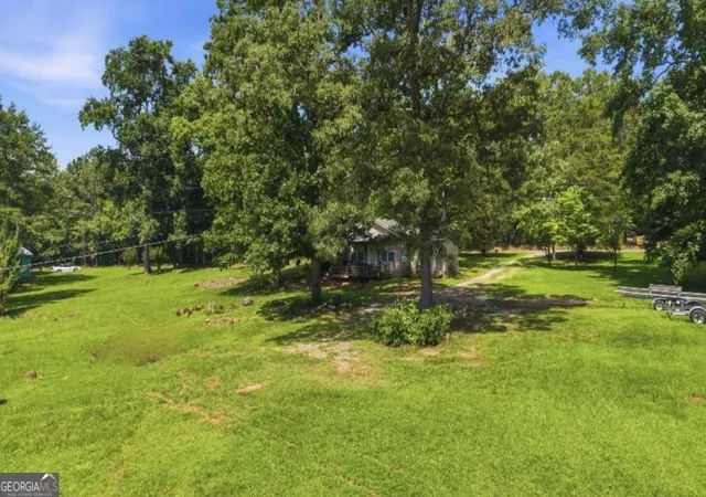 39th image of 201 Lakeshore Dr, Eatonton, GA 31024 | MLS# 10804253