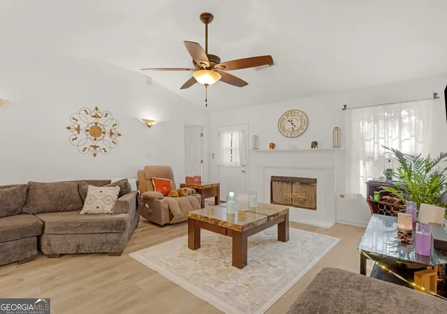 Photo 4 of Single family home for sale at 212 Brandon Ridge Cir, Stockbridge, GA 30281 | MLS# 10810134 | Listing updated on 2026-10-04