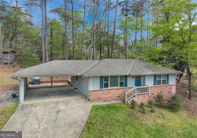 1st image of 6005 Dolvin Ln, Buford, GA 30518 | MLS# 10831728