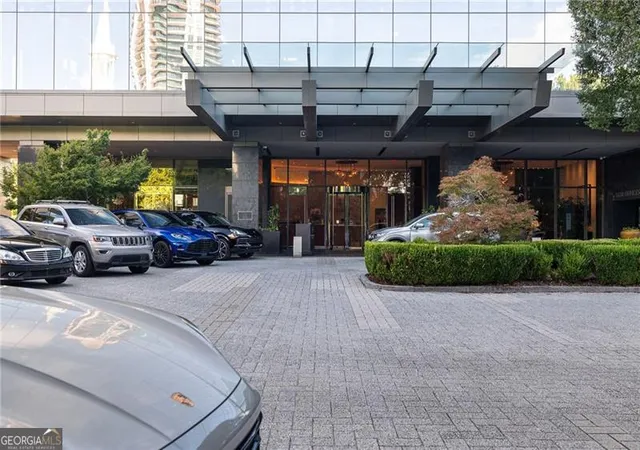2nd image of 3630 Peachtree Rd Ne, Atlanta, GA 30326