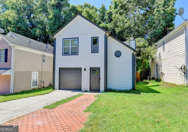 Photo 2 of Single family home for sale at 940 Buckley Pl, Norcross, GA 30093 | MLS# 10834544 | Listing updated on 2026-09-10
