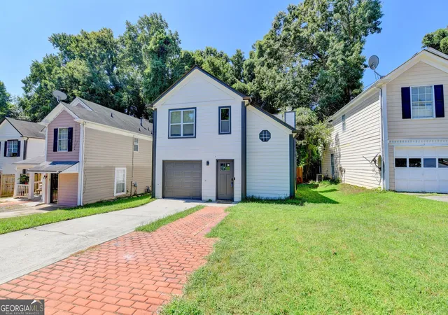 Photo 3 of Single family home for sale at 940 Buckley Pl, Norcross, GA 30093 | MLS# 10834544 | Listing updated on 2026-09-10