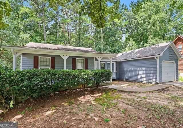Photo 2 of Single family home for sale at 9115 Raven Dr, Jonesboro, GA 30238 | MLS# 10831069 | Listing updated on 2026-09-04
