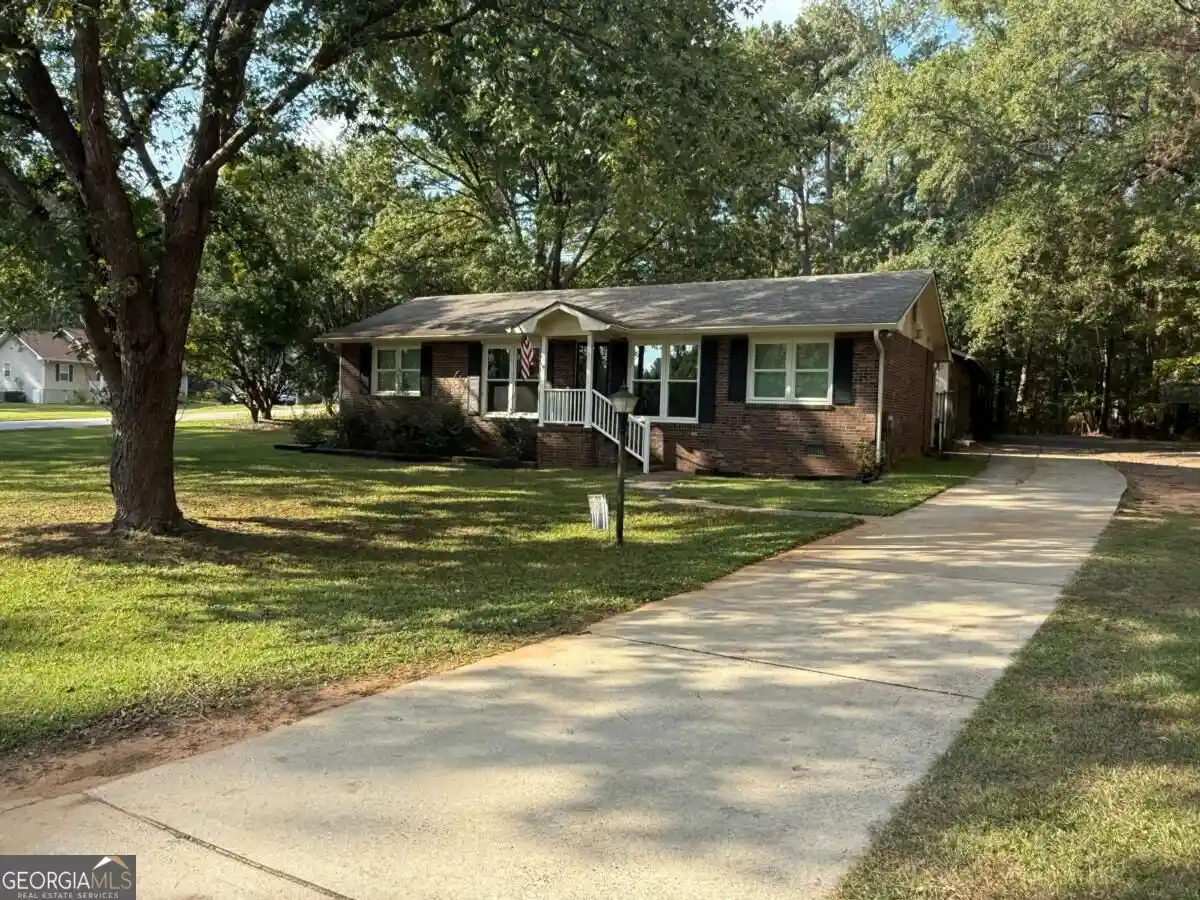 Photo 1 of Single family home for sale at 101 Cherry Point Se, Eatonton, GA 31024 | MLS# 10874888 | Listing updated on 2026-10-19