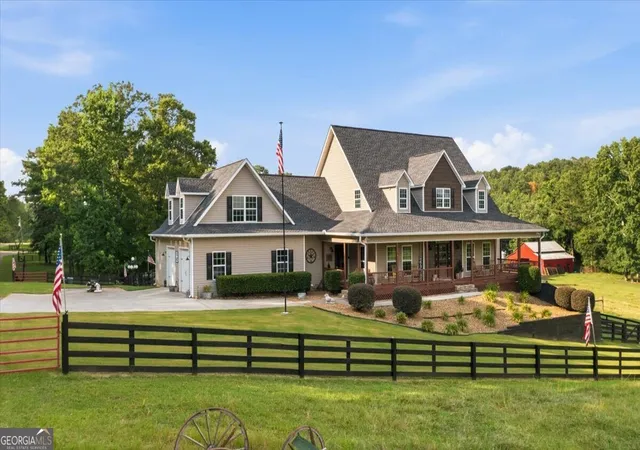 3rd image of 501 Stewart Rd, Cedartown, GA 30125 | MLS# 10802404