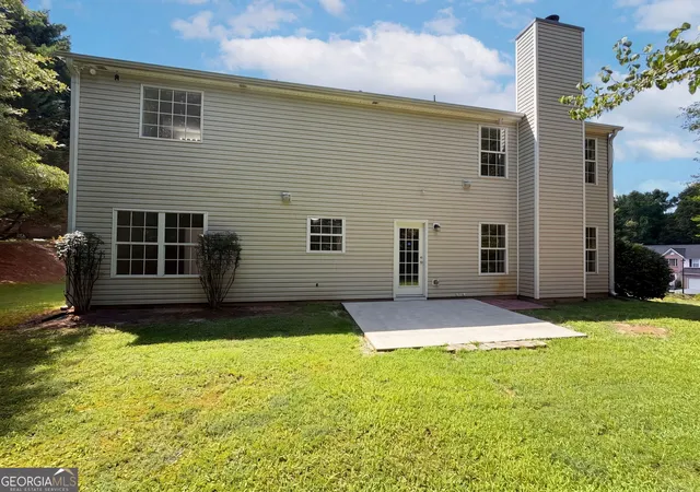 Photo 4 of Single family home for sale at 3582 Coveside Ct, Loganville, GA 30052 | MLS# 10793574 | Listing updated on 2026-10-02