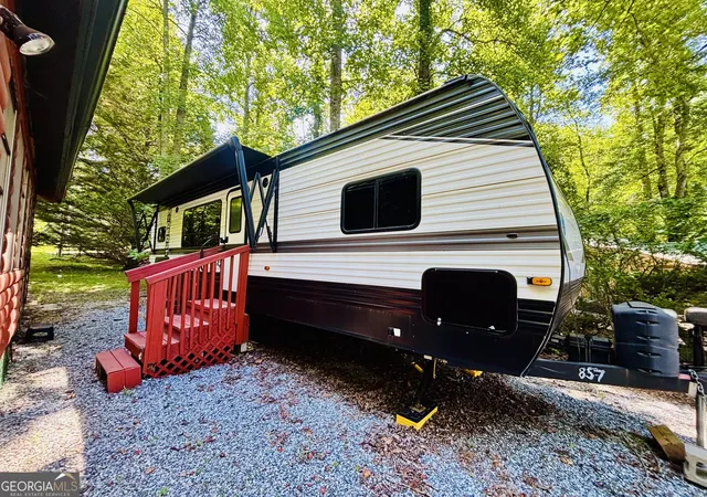 Photo 3 of Single family home for sale at 95 Hill Crst Ct, Cleveland, GA 30528 | MLS# 10809155 | Listing updated on 2026-08-03